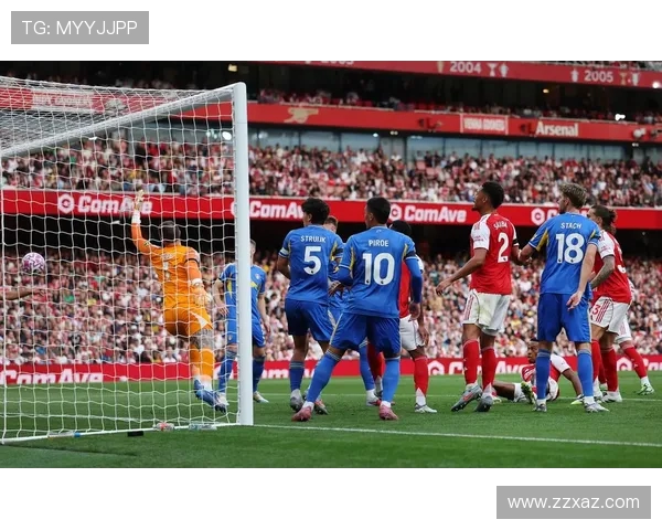 洛里 24 次对阵切尔西创纪录！热刺传奇门神的蓝桥梦魇与伦敦德比记忆(2)